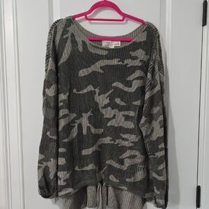 Vintage Havana Gray and Green Knit Sweater
